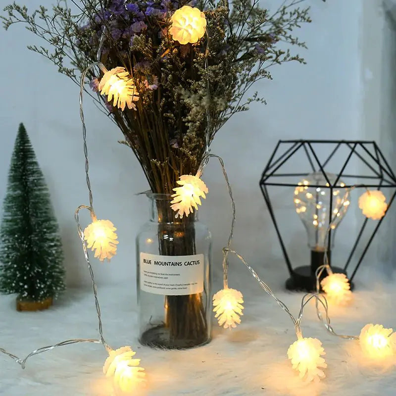 LED Warm Pinecone Lamp
